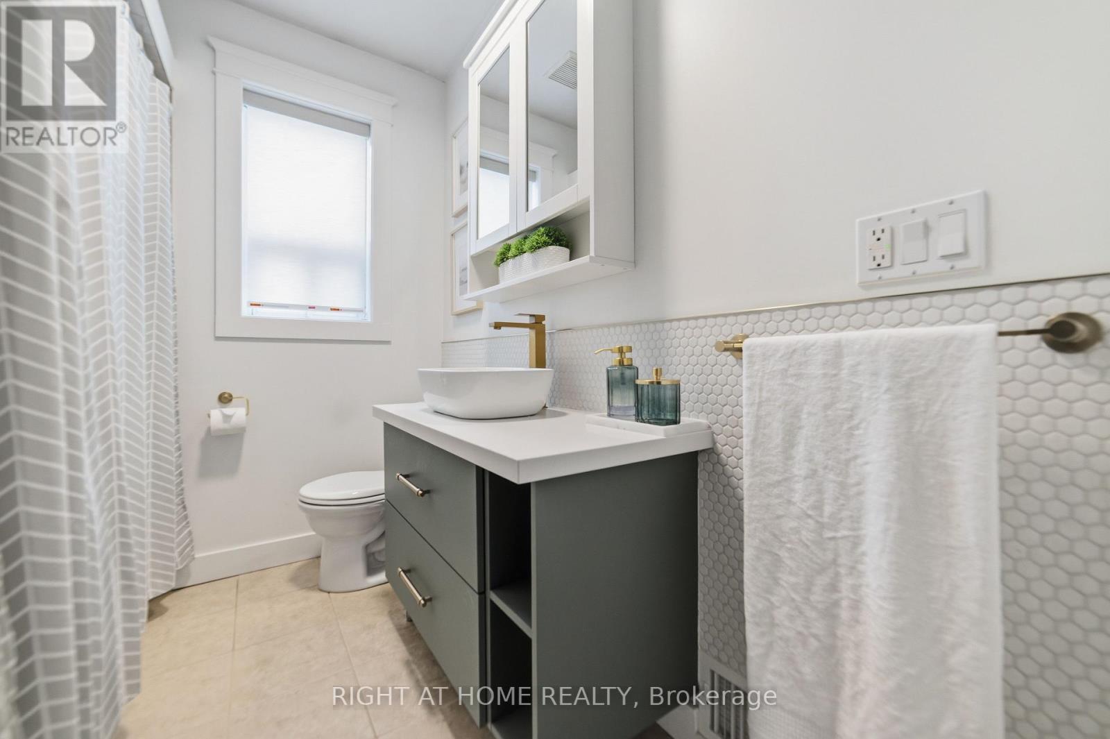 206 EAST 19TH STREET - 14