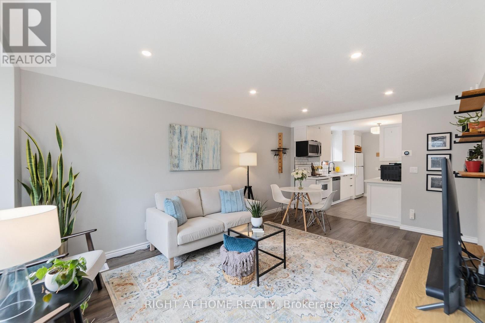 206 East 19th Street, Hamilton, ON photo 5