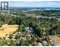191 Atkins Rd, View Royal, BC V9B2Z9 Photo 24