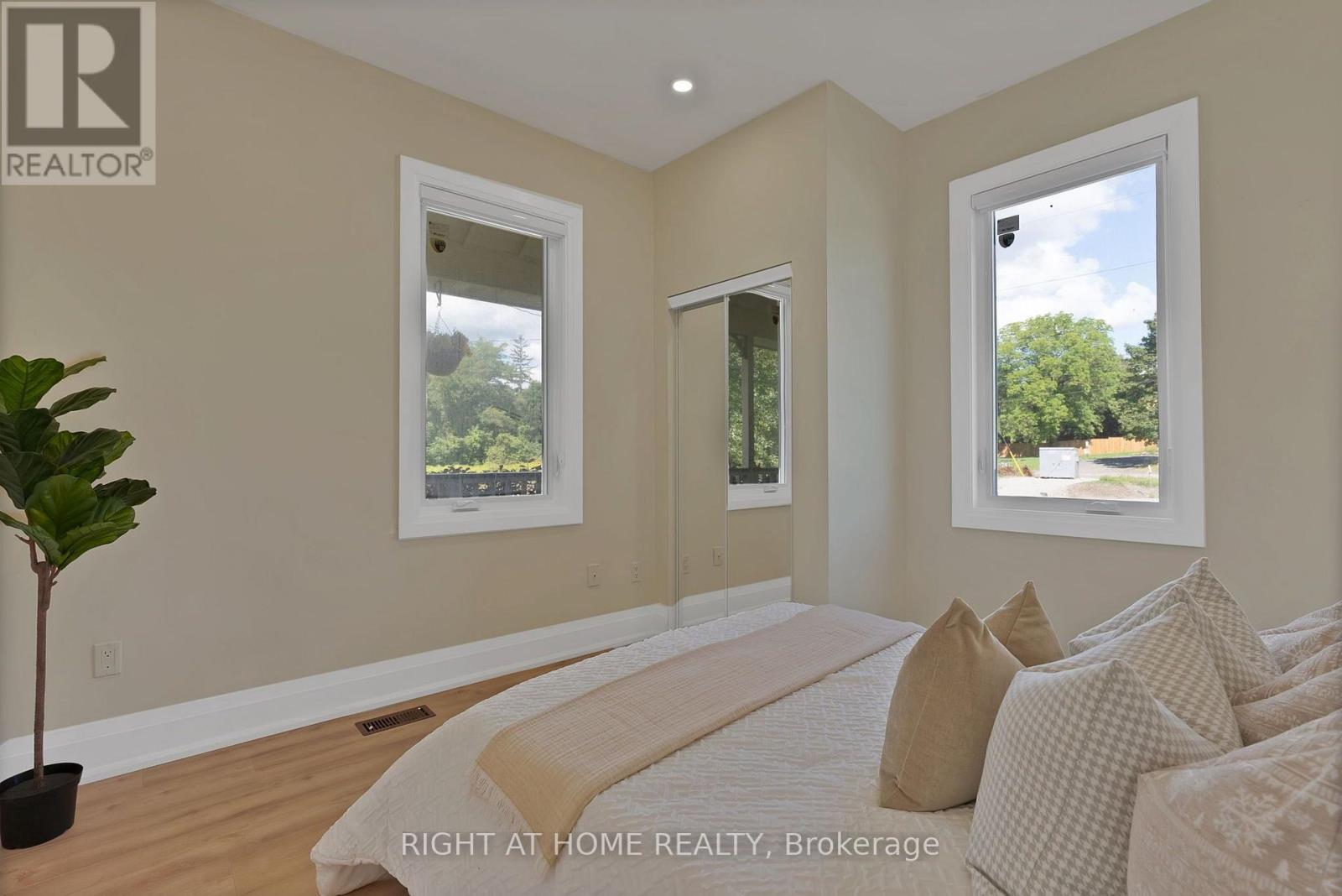 9495 Baldwin Street North — photo 23
