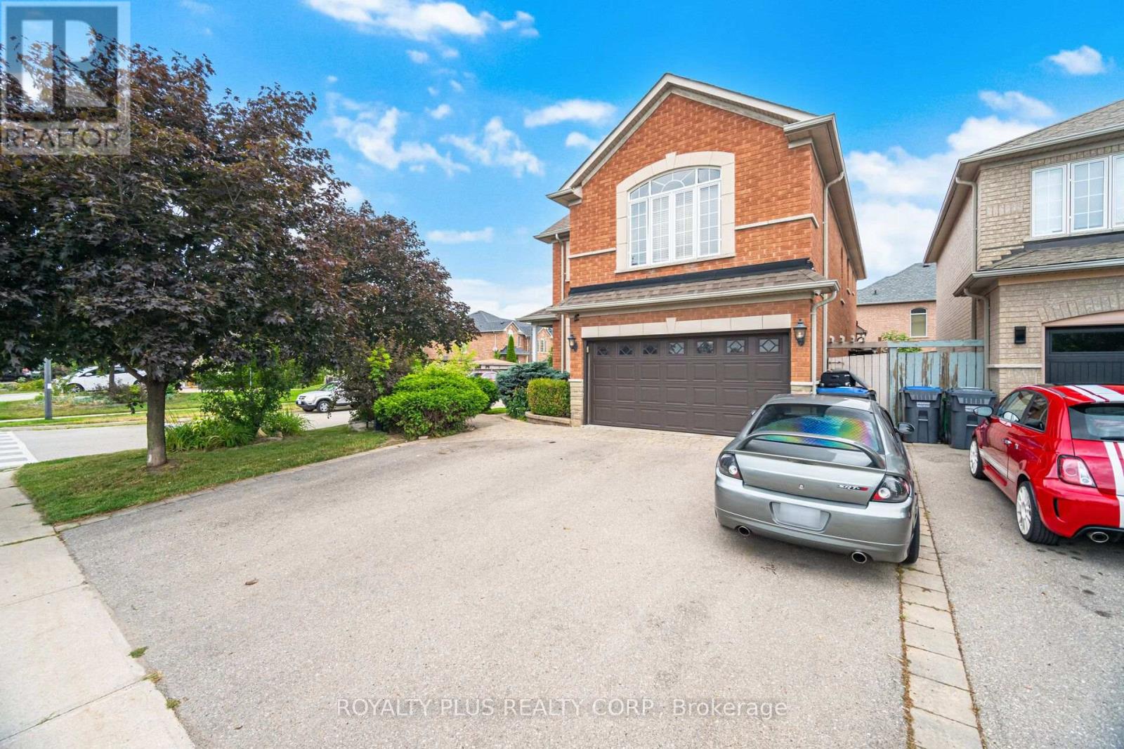 116 Frank Johnston Road — photo 4