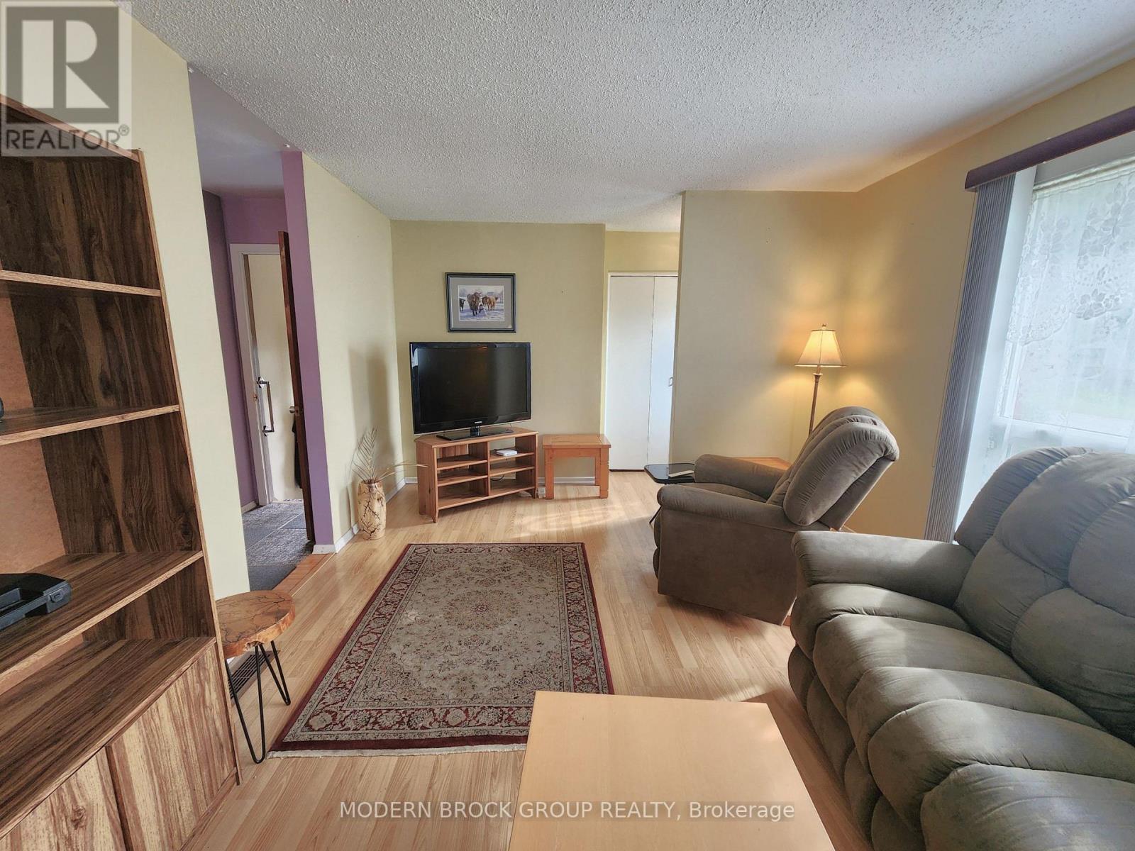 944 MACKENZIE ROAD - Image 7