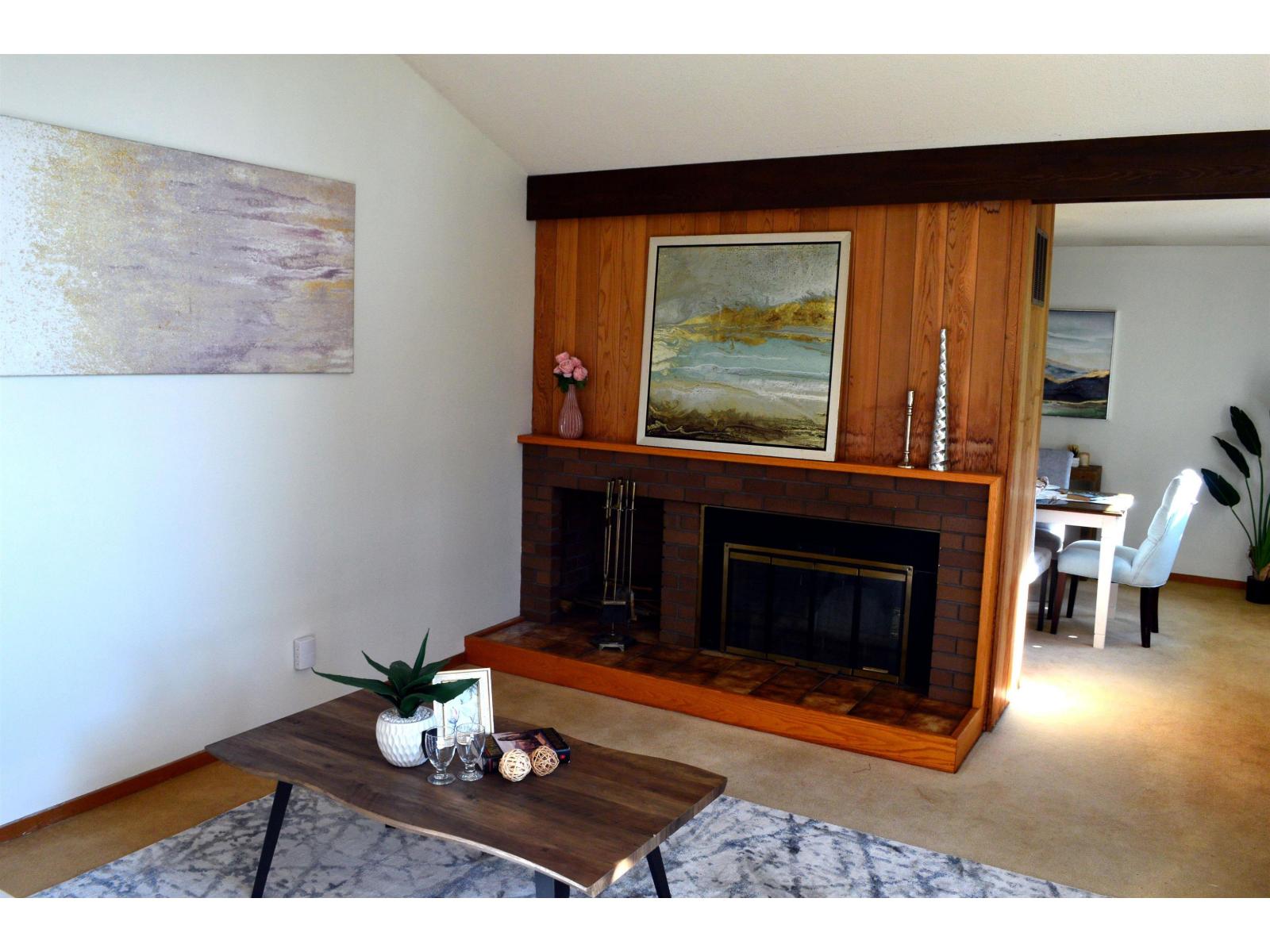 10430 FRASERGLEN DRIVE, Surrey - Image 1