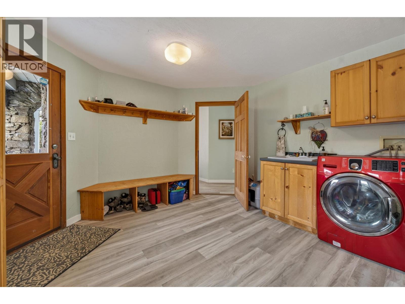 758 McMurray Road, Kaleden