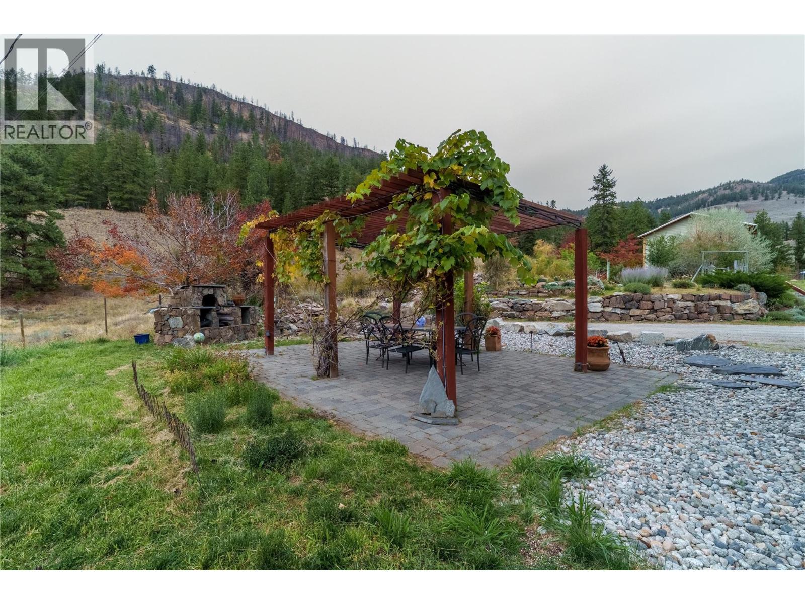 758 McMurray Road, Kaleden