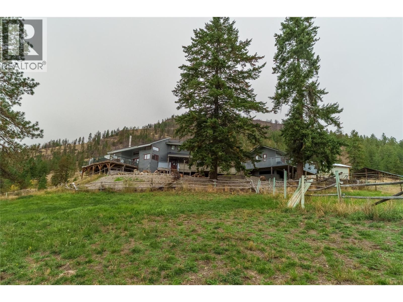 758 McMurray Road, Kaleden