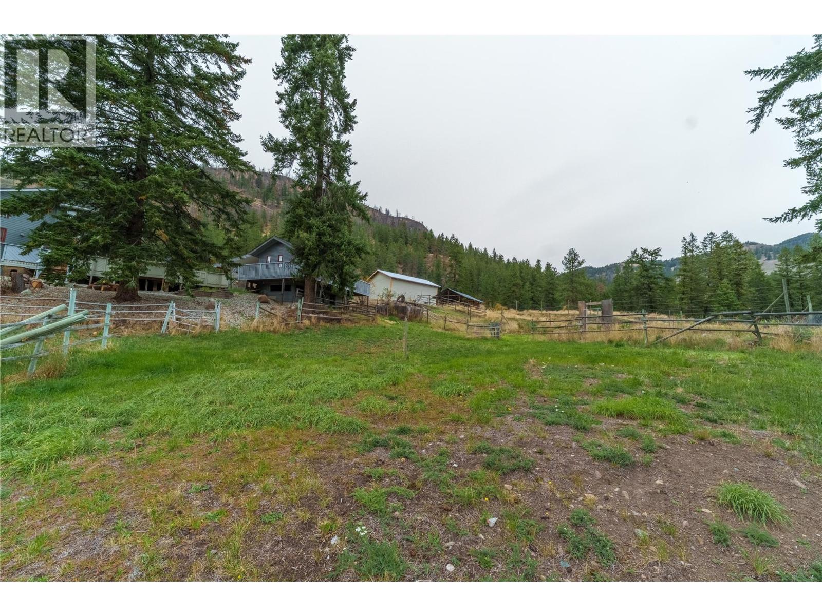 758 McMurray Road, Kaleden