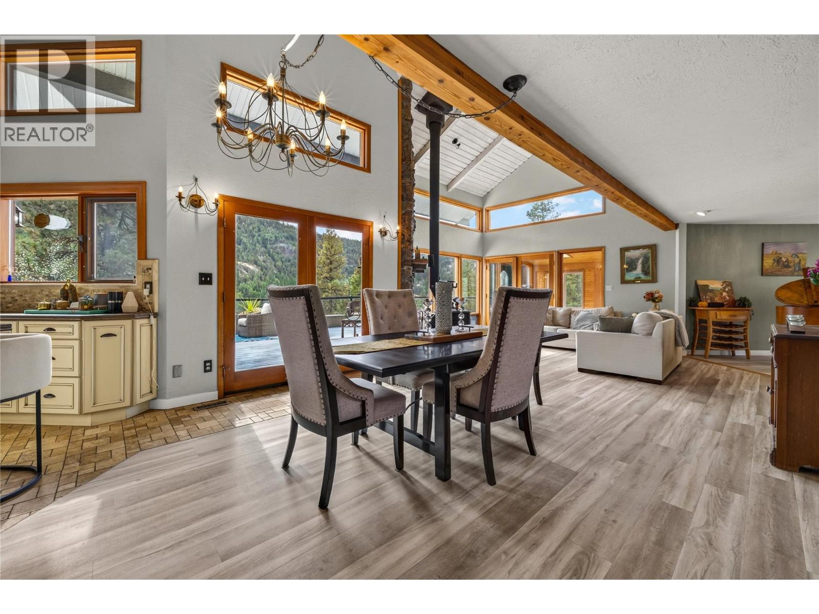 758 McMurray Road, Kaleden