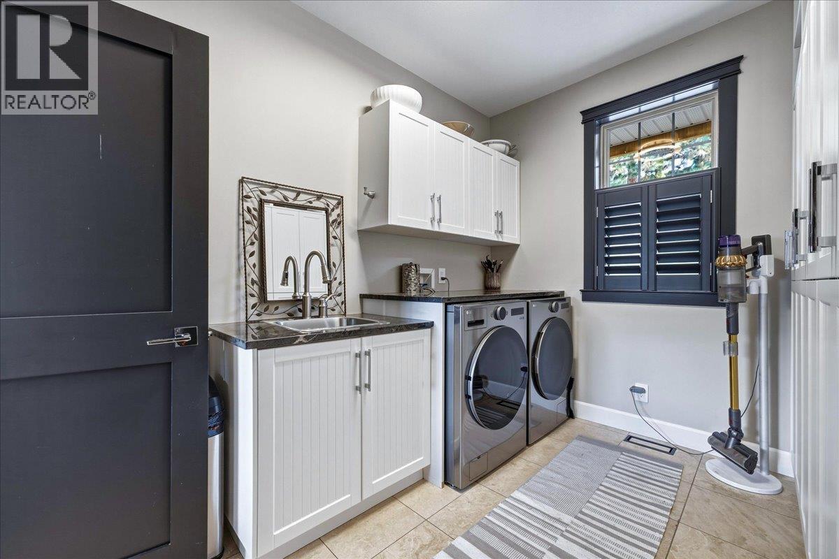 2328 Arthur Court - 38