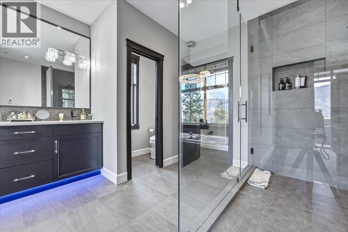 2328 Arthur Court - 31