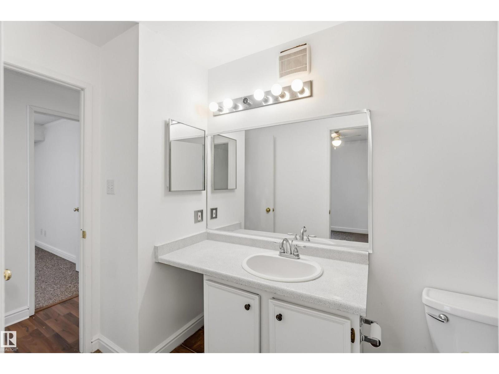 #2 2703 79 ST NW - 25