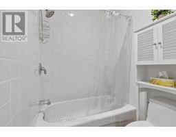 64 Delaware Avenue, Ottawa, ON K2P0Z3 Photo 39