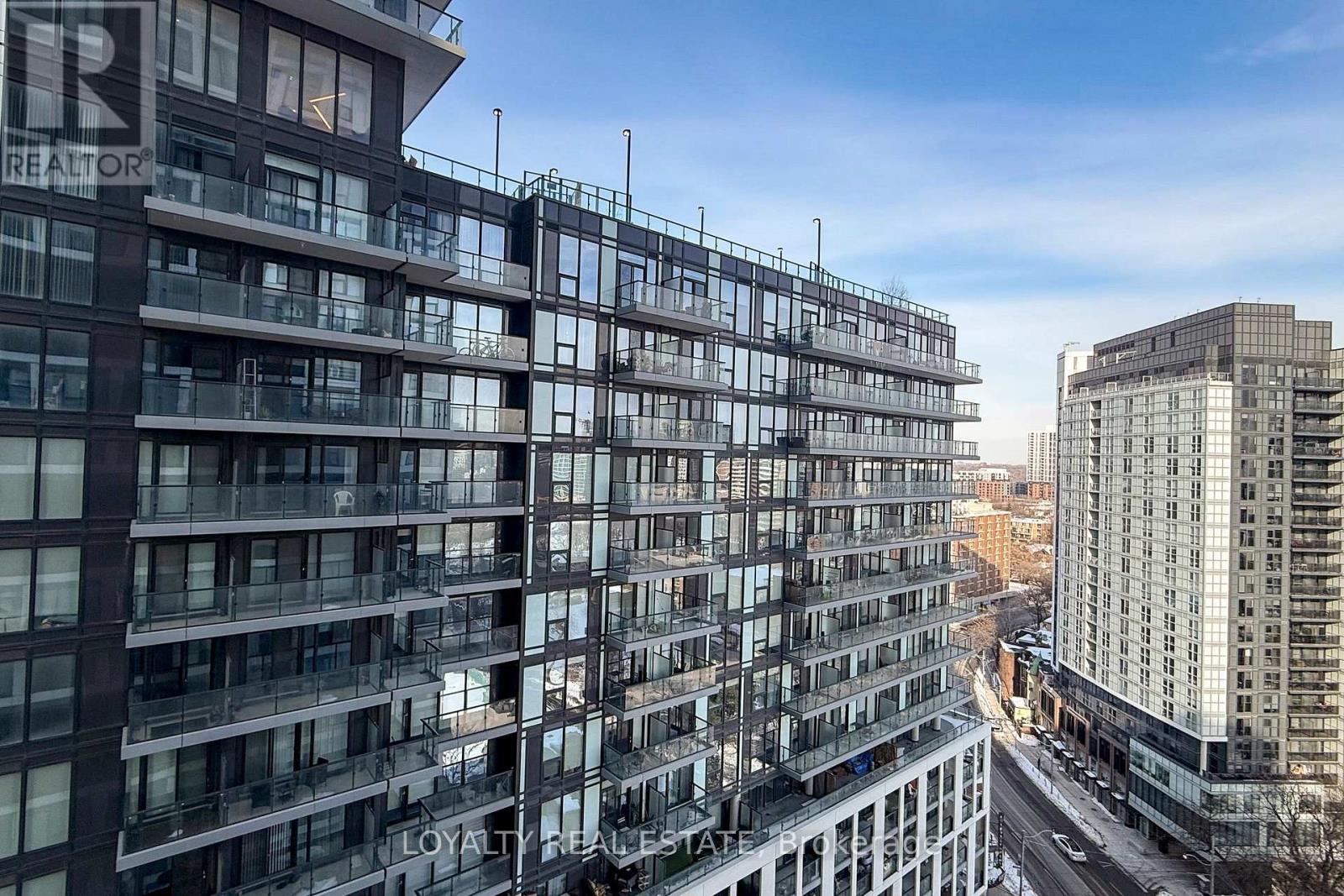 181 Dundas Street East — photo 39