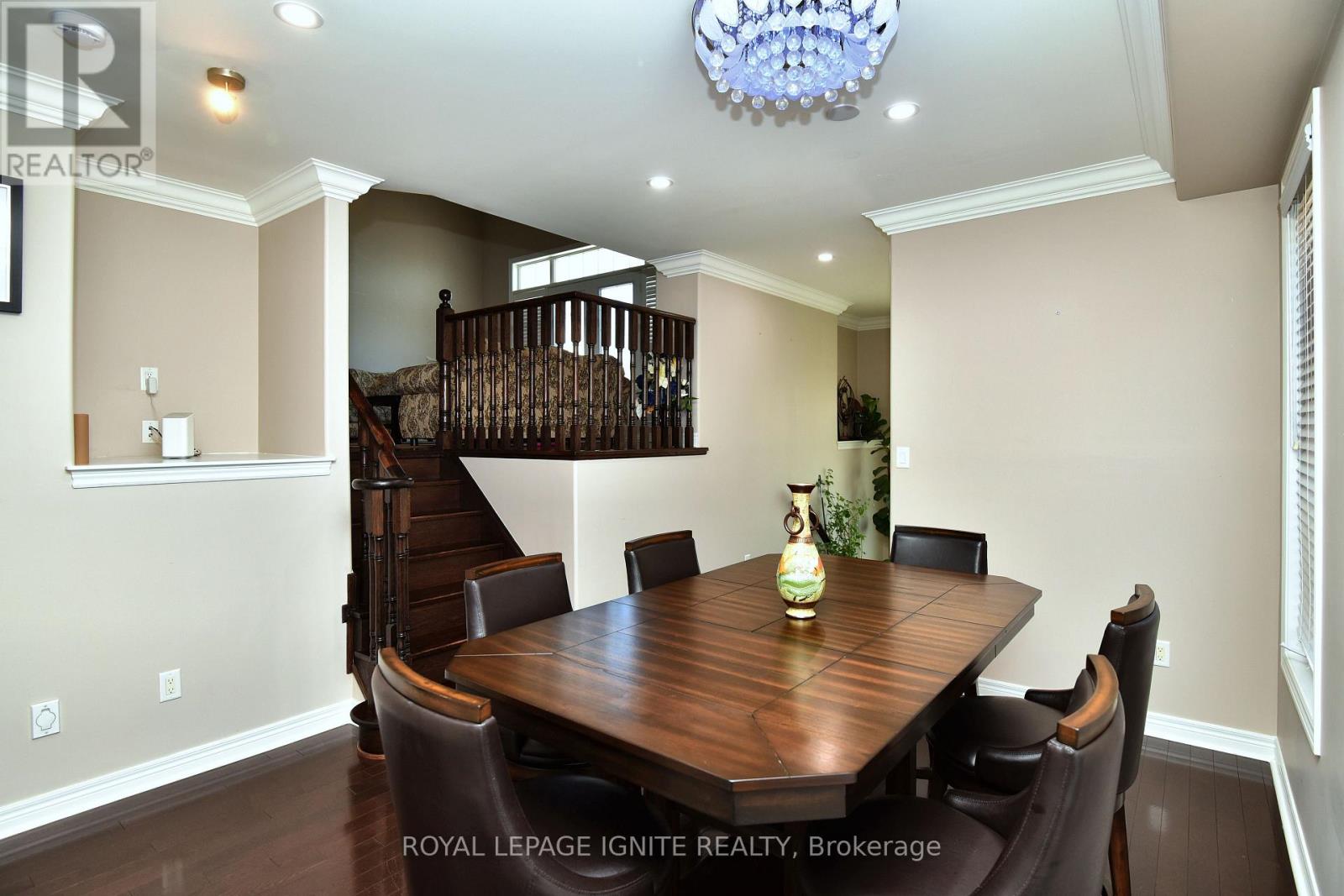 42 Grayleaf Drive, Whitchurch-Stouffville, ON photo 12