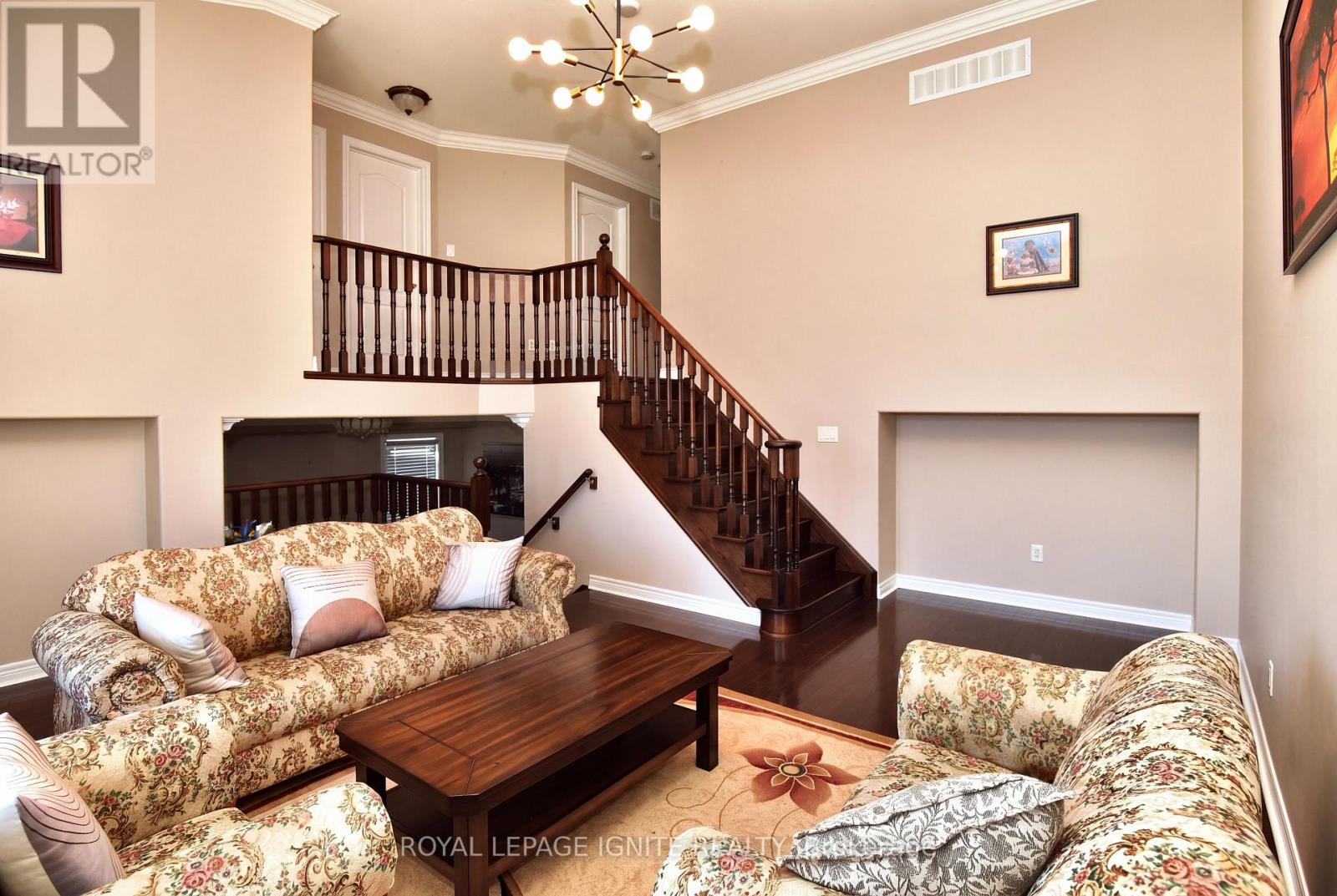 42 Grayleaf Drive, Whitchurch-Stouffville, ON photo 20