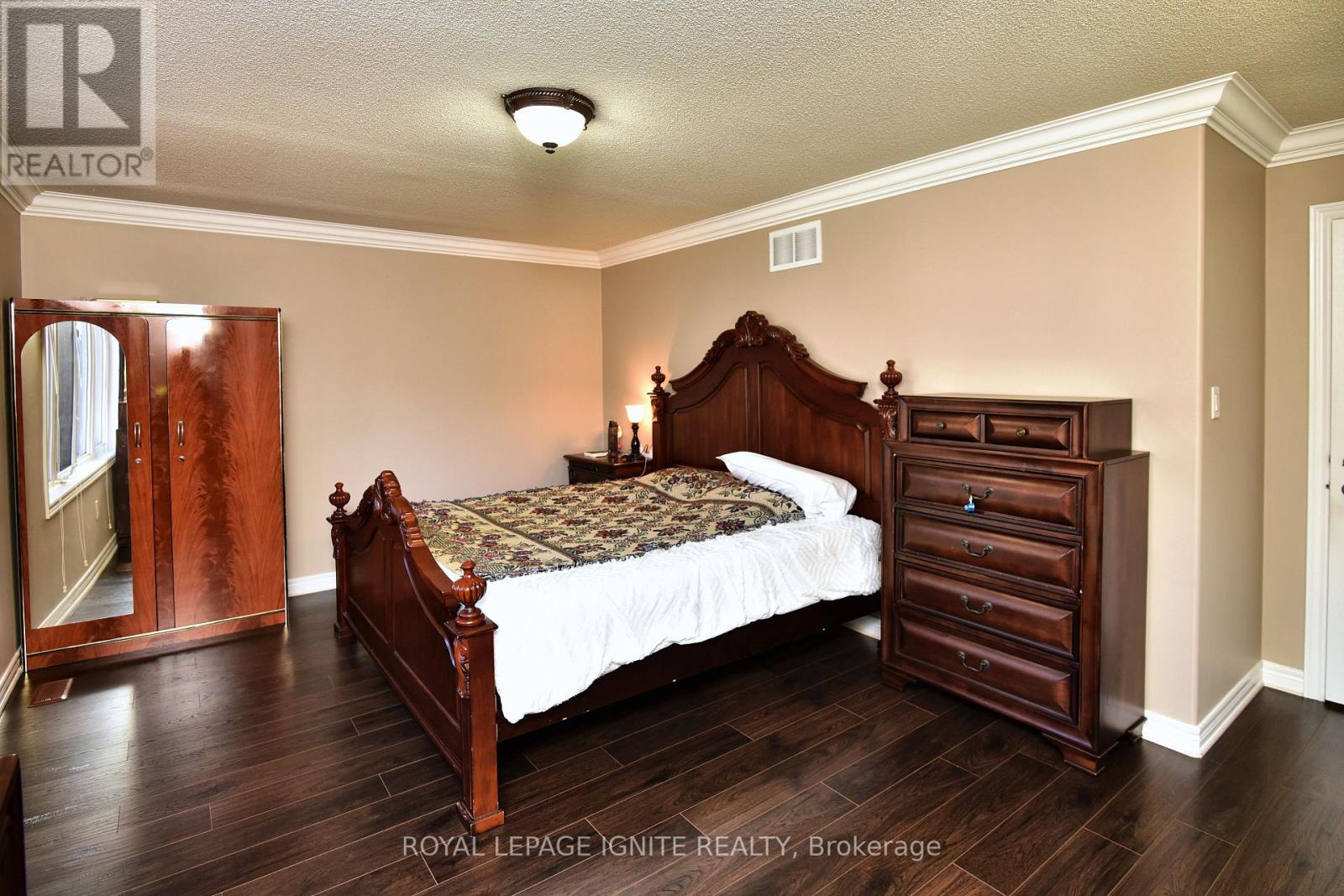 42 Grayleaf Drive, Whitchurch-Stouffville, ON photo 24