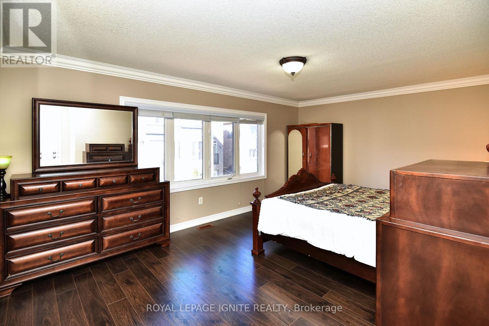 42 GRAYLEAF DRIVE - 27