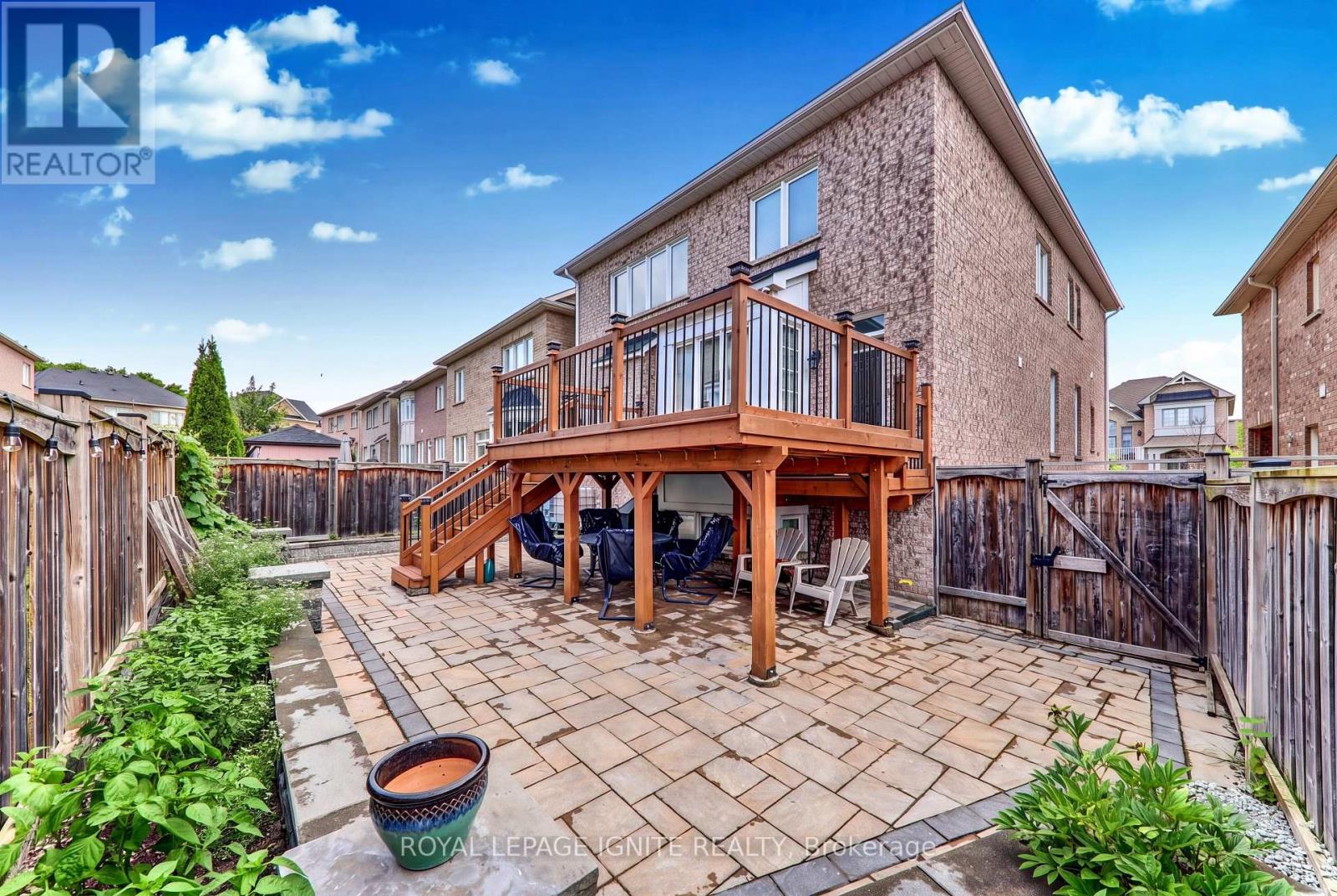 42 GRAYLEAF DRIVE - 46