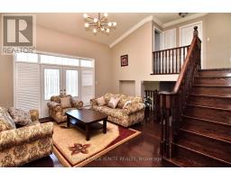 42 Grayleaf Drive, Whitchurch Stouffville, ON L4A1S8 Photo 18