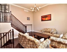 42 Grayleaf Drive, Whitchurch Stouffville, ON L4A1S8 Photo 19