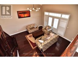 42 Grayleaf Drive, Whitchurch Stouffville, ON L4A1S8 Photo 21