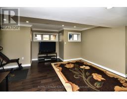 42 Grayleaf Drive, Whitchurch Stouffville, ON L4A1S8 Photo 41