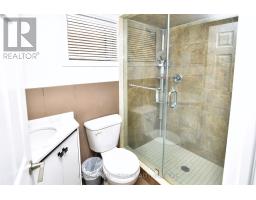 42 Grayleaf Drive, Whitchurch Stouffville, ON L4A1S8 Photo 44
