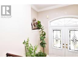 Dining room - 42 Grayleaf Drive, Whitchurch Stouffville, ON L4A1S8 Photo 6