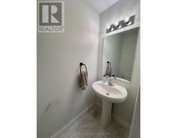 175 Wild Rose Drive, Gravenhurst), ON P1P0B4 Photo 12