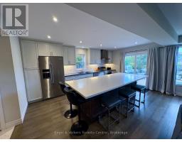 175 Wild Rose Drive, Gravenhurst), ON P1P0B4 Photo 8