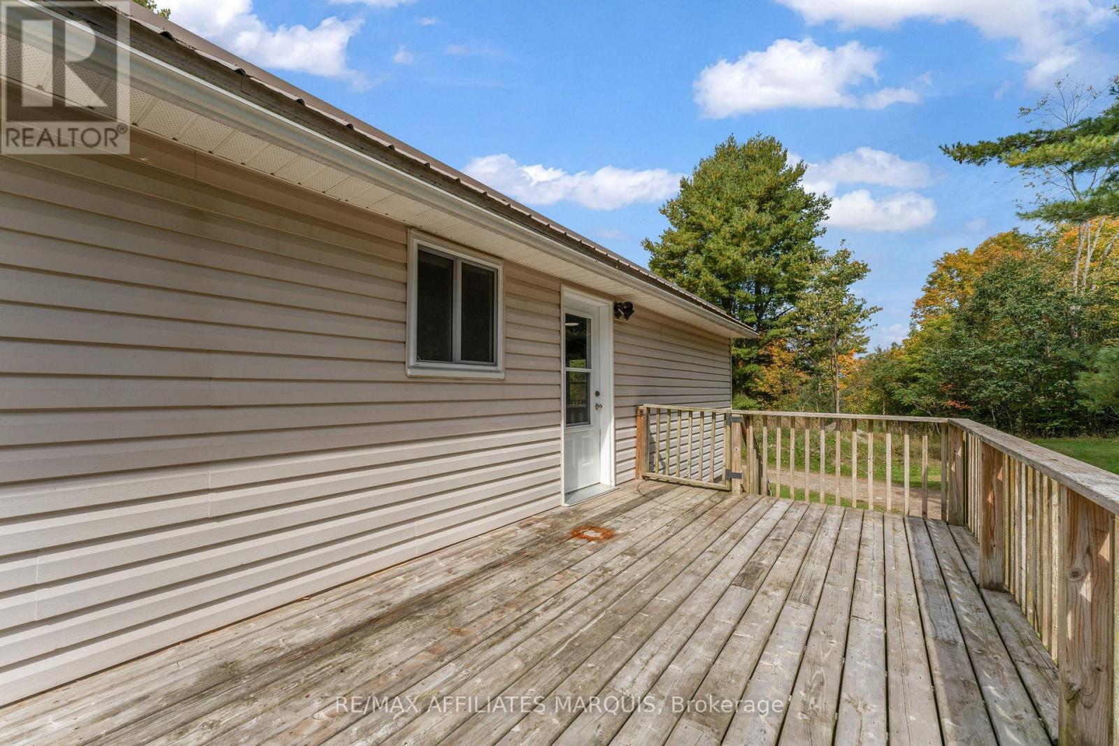 1003 MARSHALL COTA ROAD - 26
