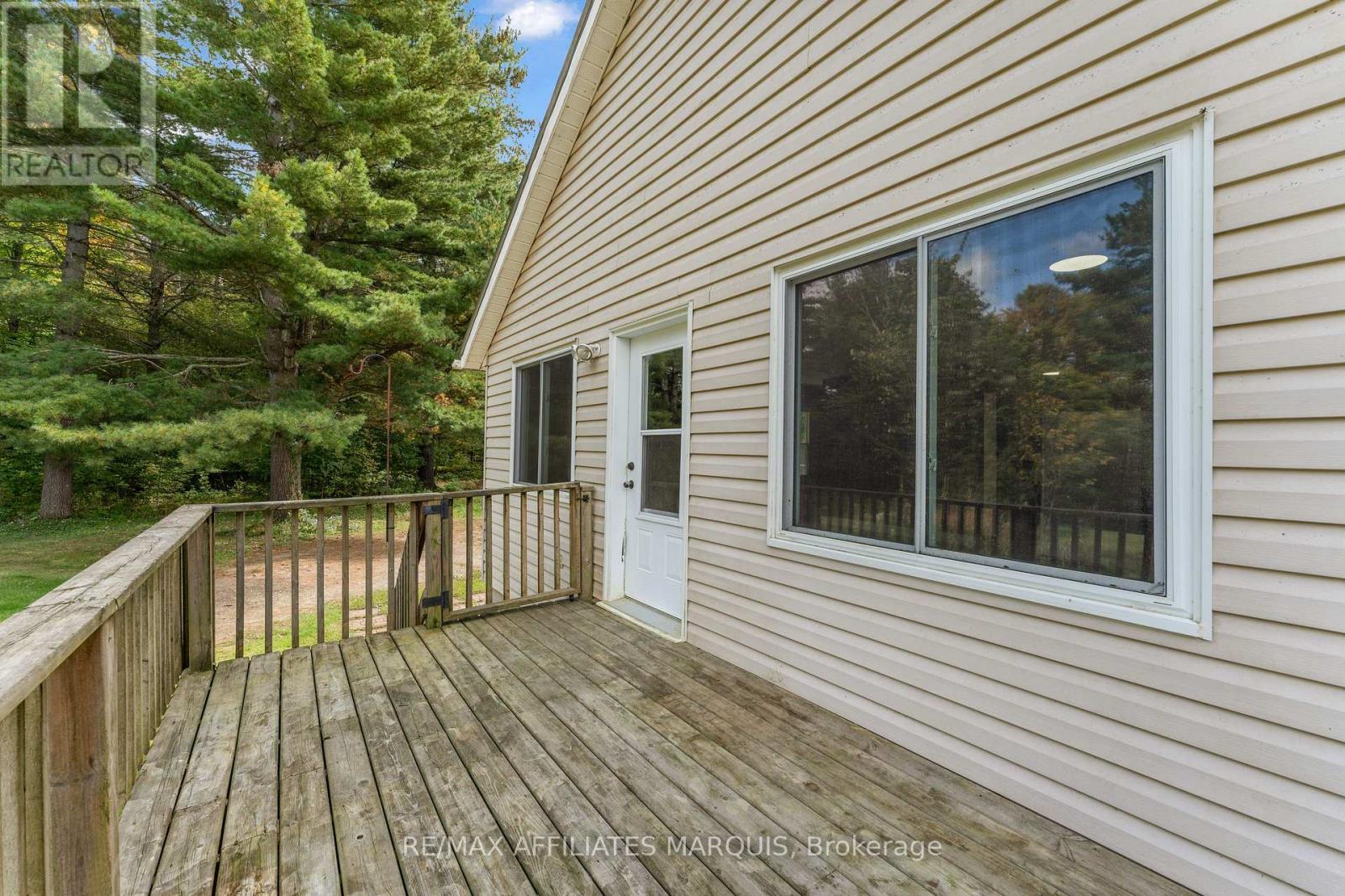 1003 MARSHALL COTA ROAD - Image 28