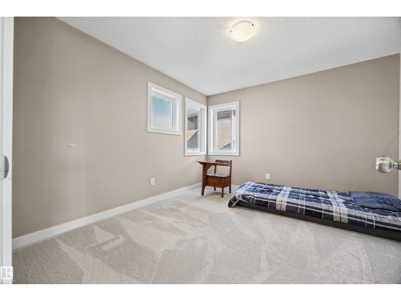 4 Meadowbrook Way, photo 38