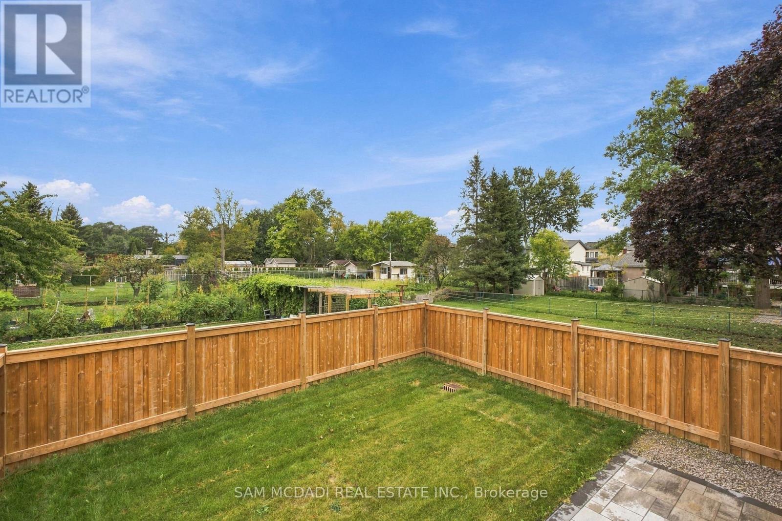 957 Halliday Avenue, Mississauga, ON photo 41