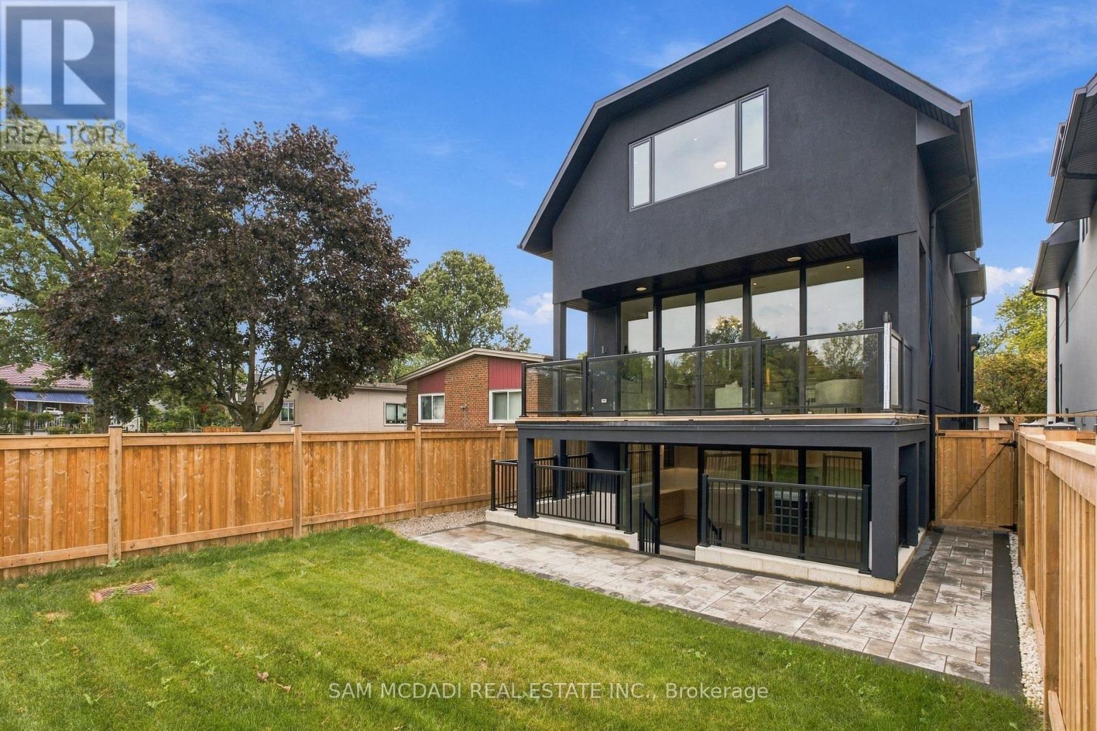 957 Halliday Avenue, Mississauga, ON photo 44