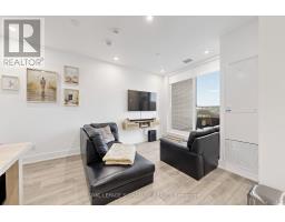 707 - 3100 Keele Street, Toronto, ON M3M0E1 Photo 11