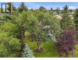 187 Hampshire Close NW - photo 3