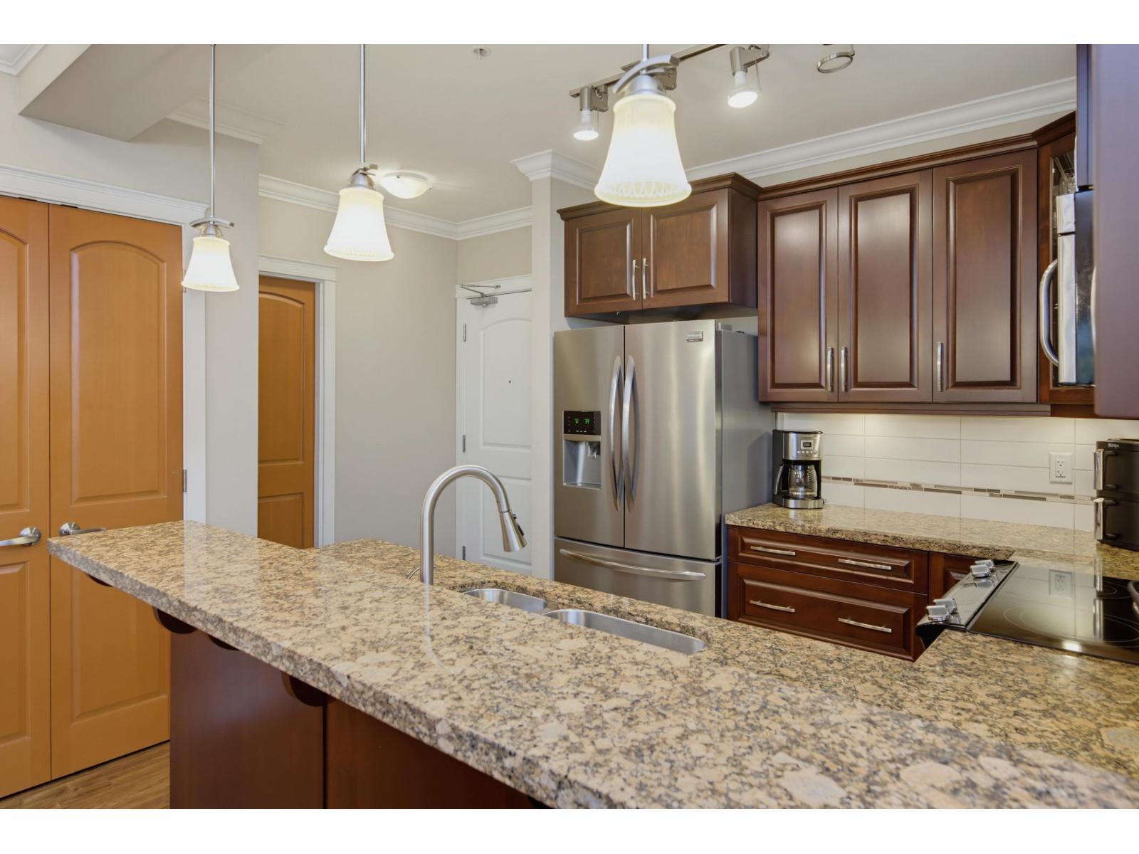 371 8258 207A STREET, Langley