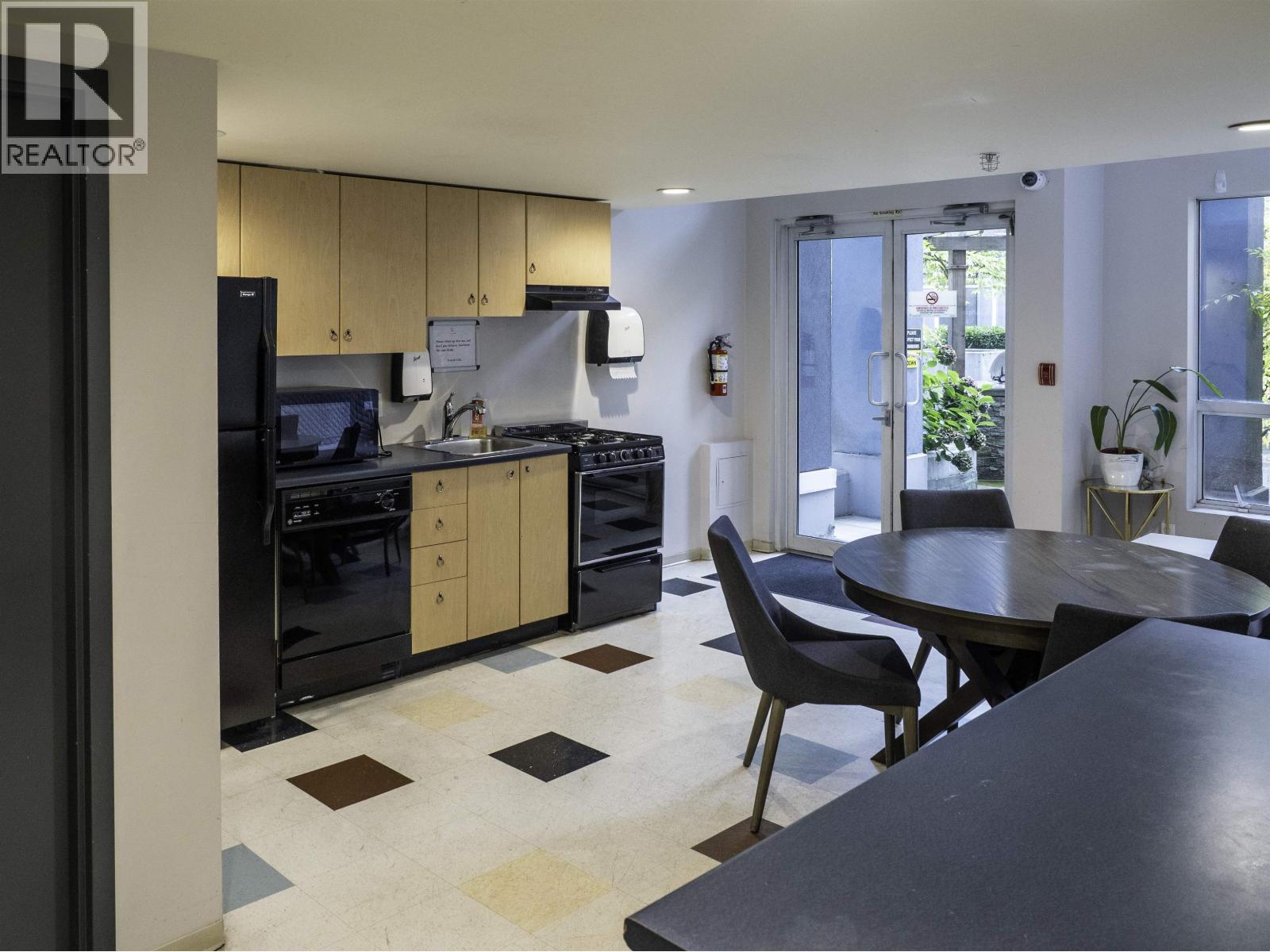 Photo of 912 933 SEYMOUR STREET 31