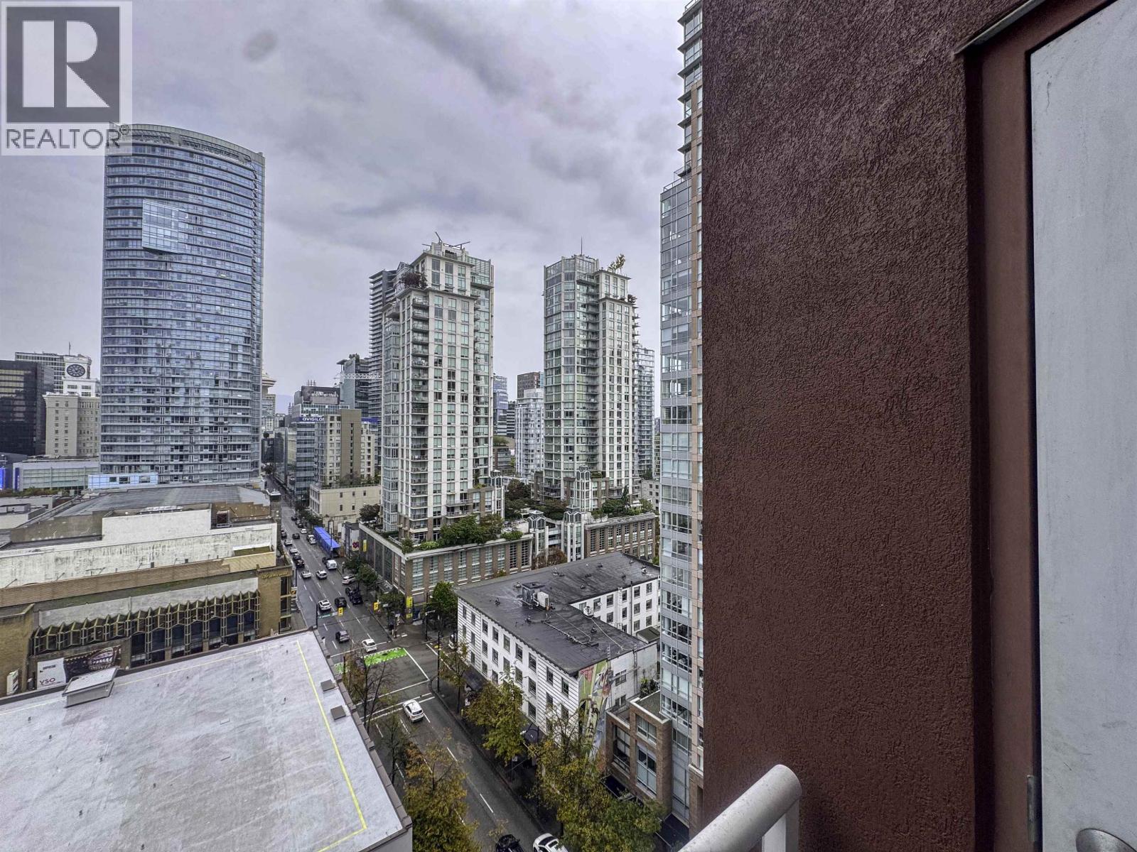 Photo of 912 933 SEYMOUR STREET 18
