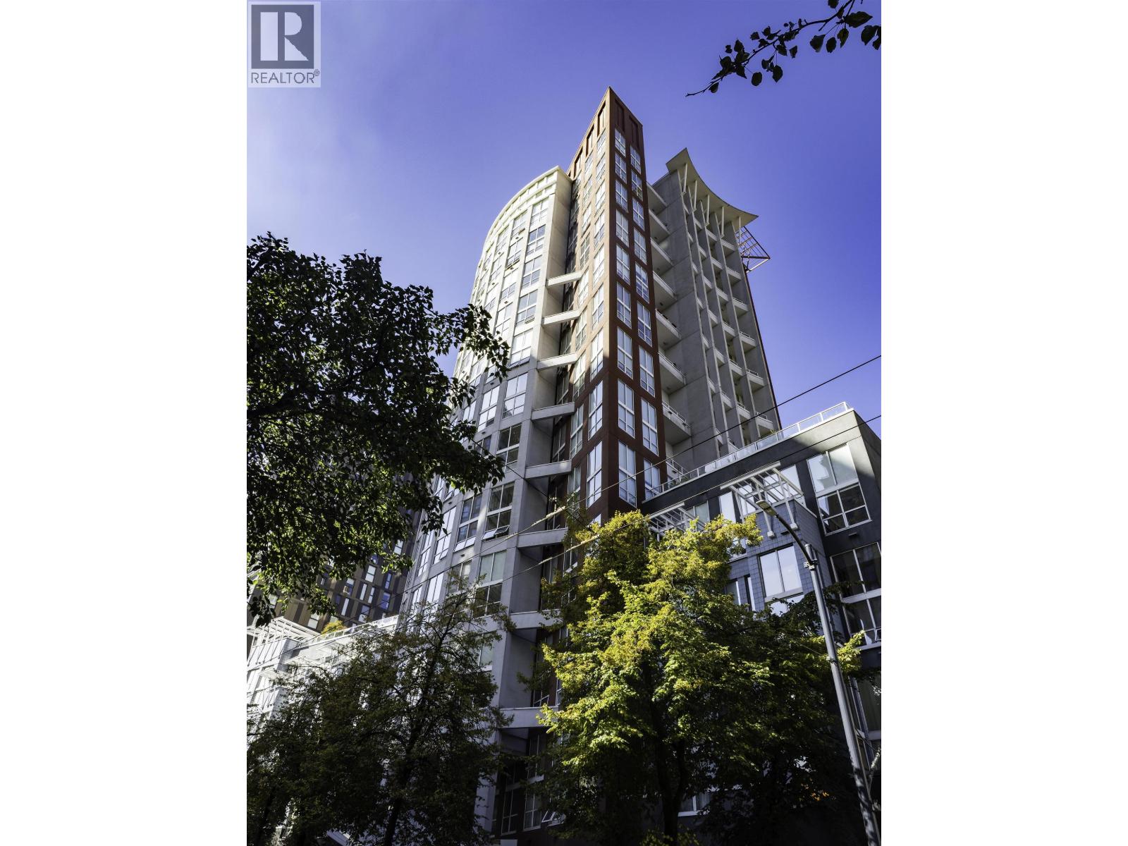 Photo of 912 933 SEYMOUR STREET 38