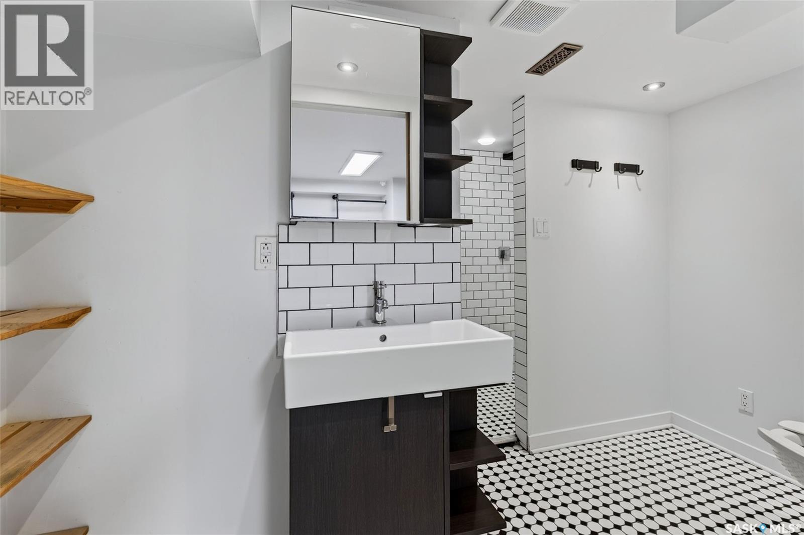 347 8th STREET E, Prince Albert — photo 34