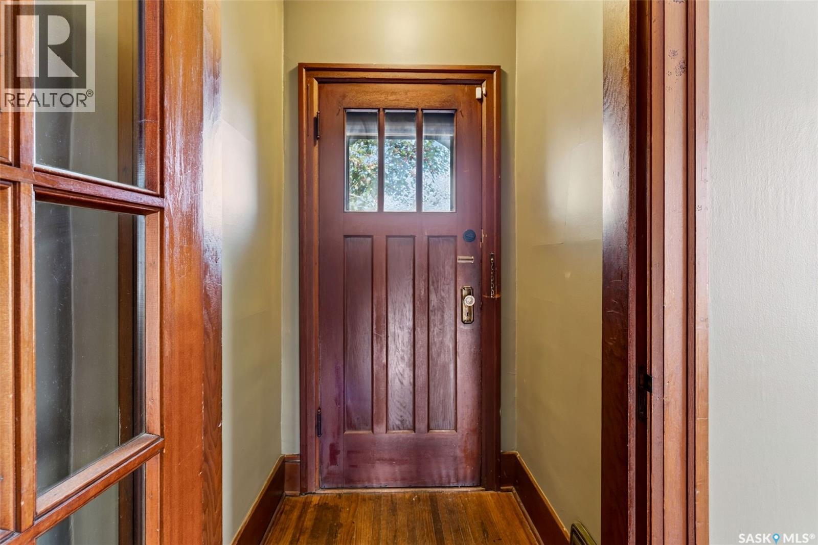 347 8th STREET E - 4