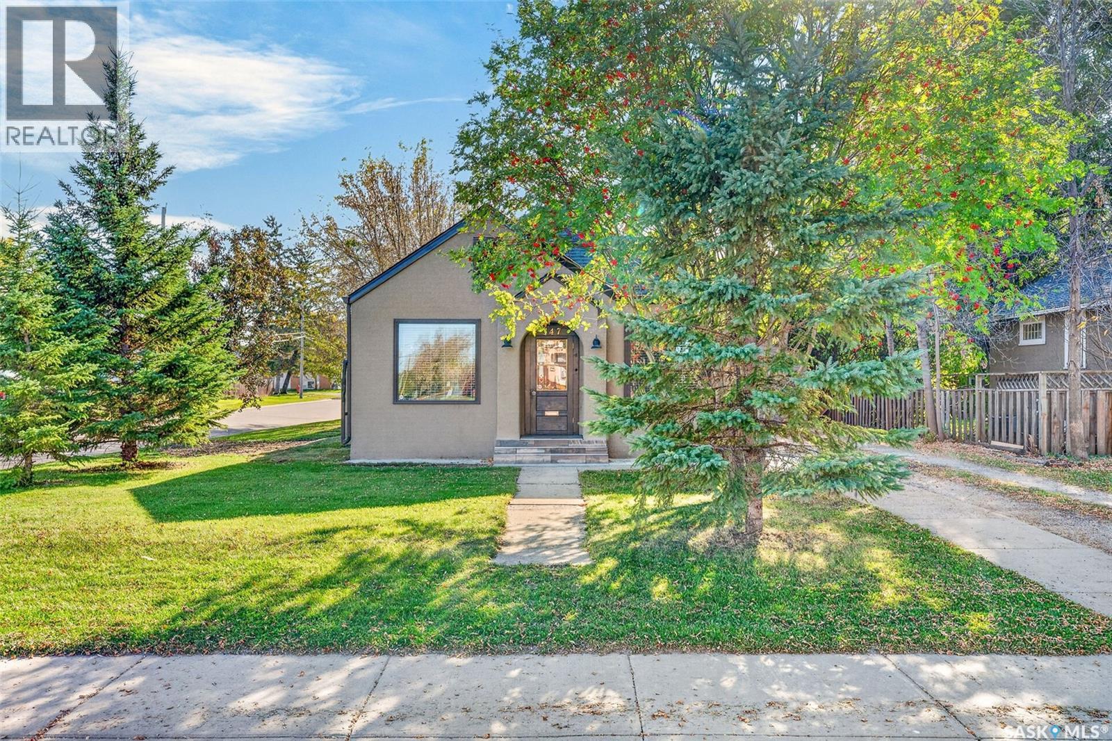 347 8th STREET E - 57