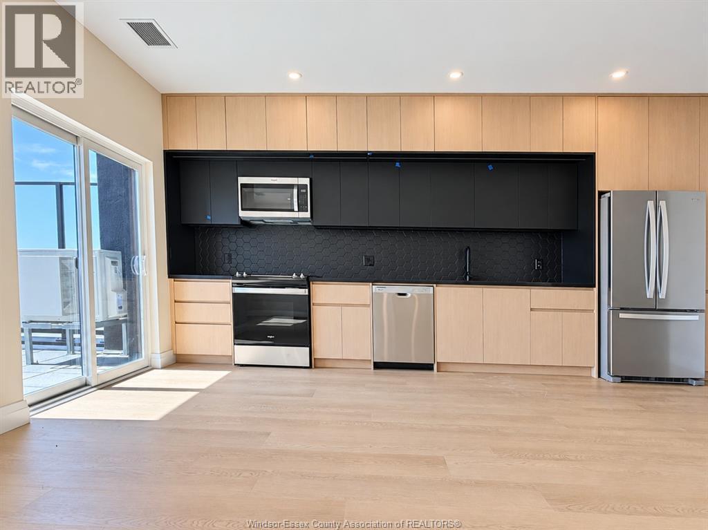 4300 Laurier Parkway — photo 3