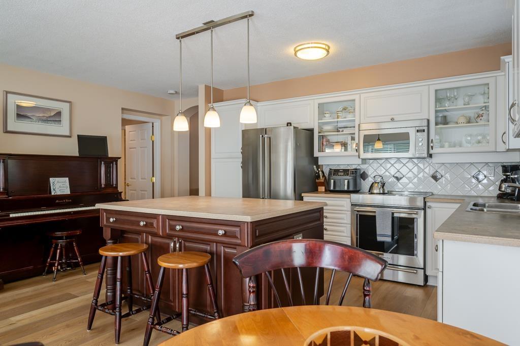 59 6488 168 STREET, Surrey