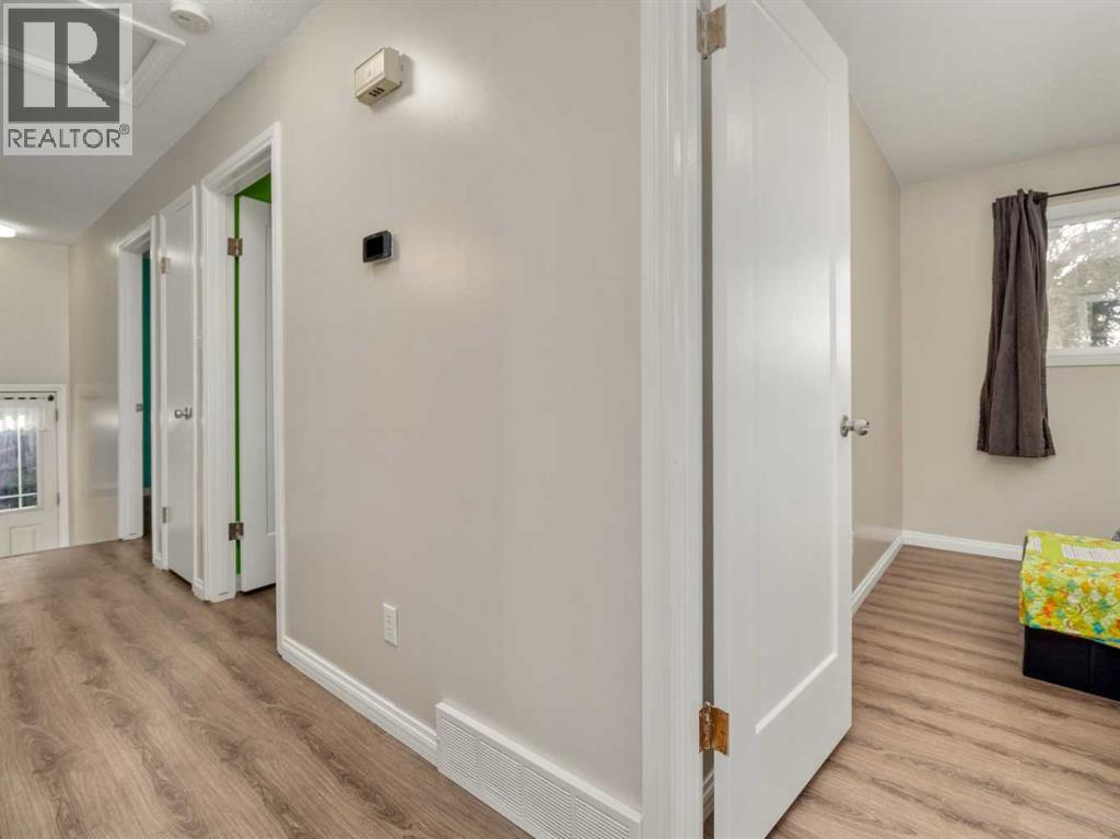 786 Isabel Crescent - Image 18