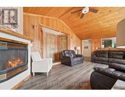 Den - 35 Downing Lane, Greater Madawaska, ON K0J1H0 Photo 10