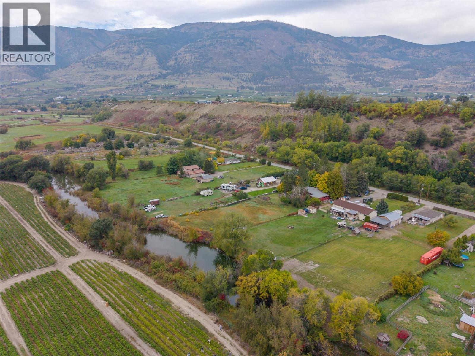 5467 Sawmill Road, Oliver