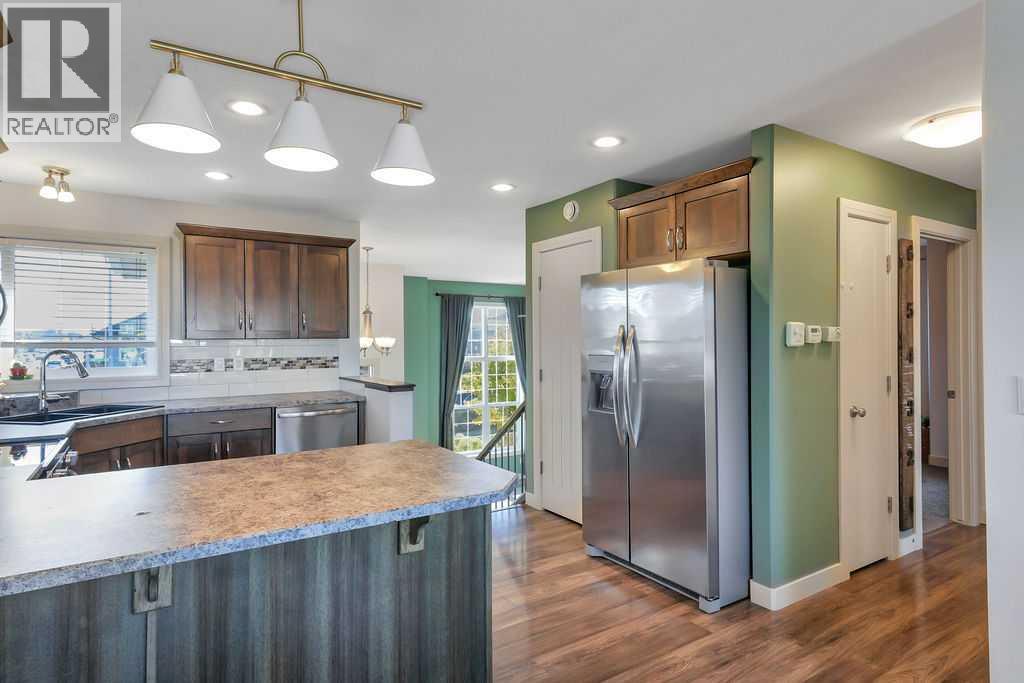 Listing photo – 1 Cambridge Close, Blackfalds